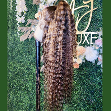 Load image into Gallery viewer, Highlight Curly 13x4 Transparent Lace 13*6*1 T Part Lace Front Human Hair Wigs Invisible 150% 180% Density Pre Plucked
